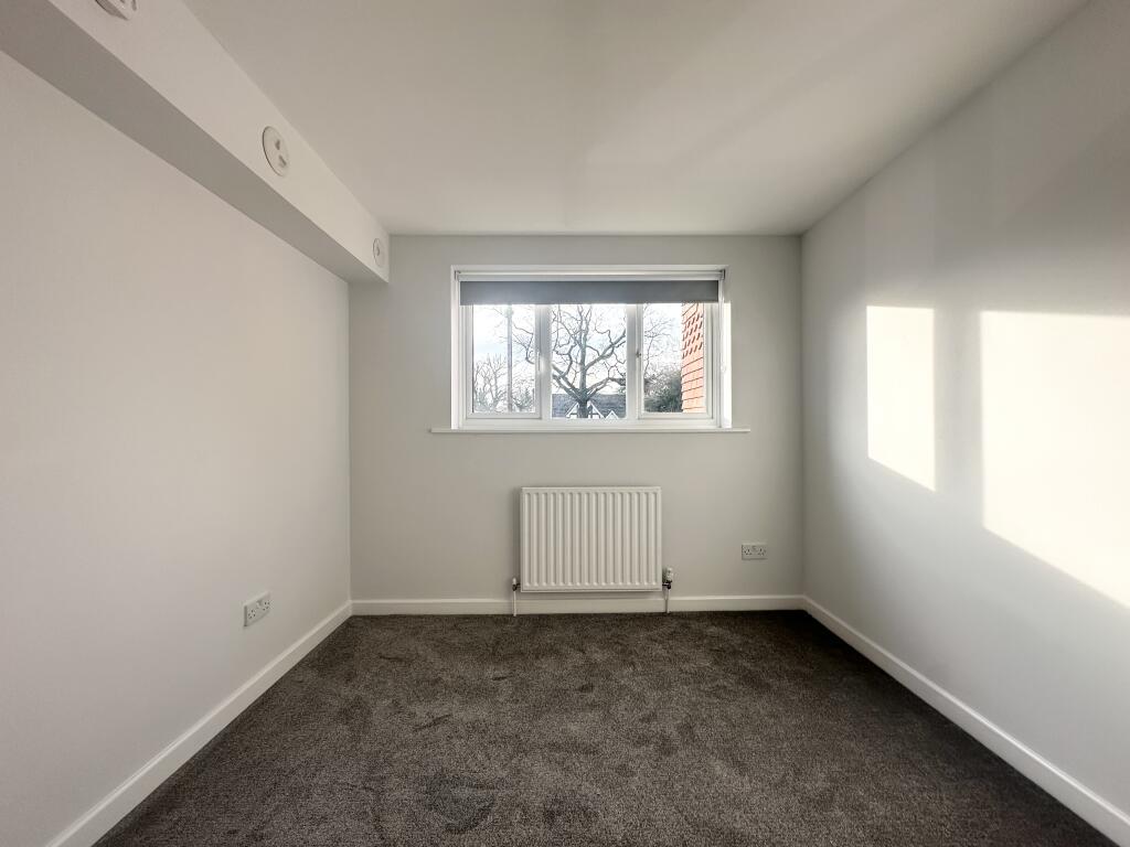9 BEDROOM 2.jpg