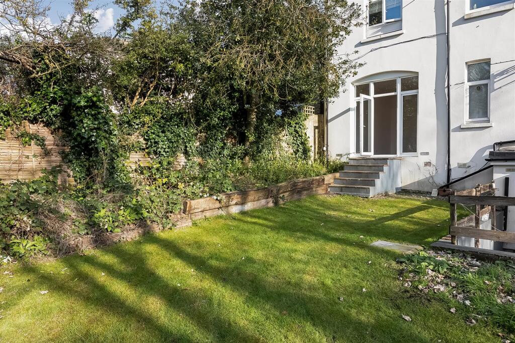 Direct Access to Communal Gardens