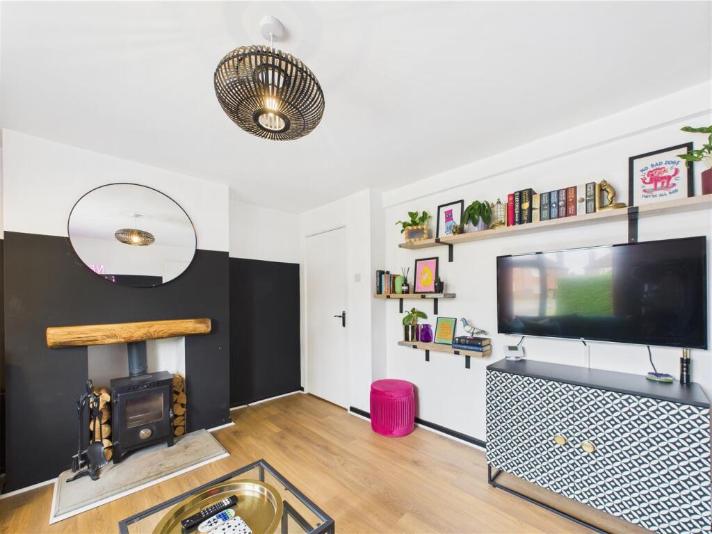 SITTING ROOM