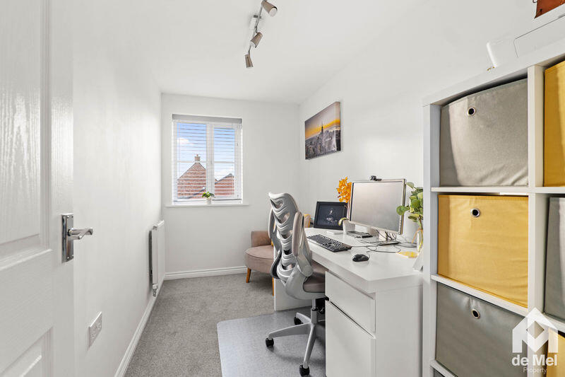 Sunrise Avenue, Bishops Cleeve, Cheltenham, Gloucestershire, GL52