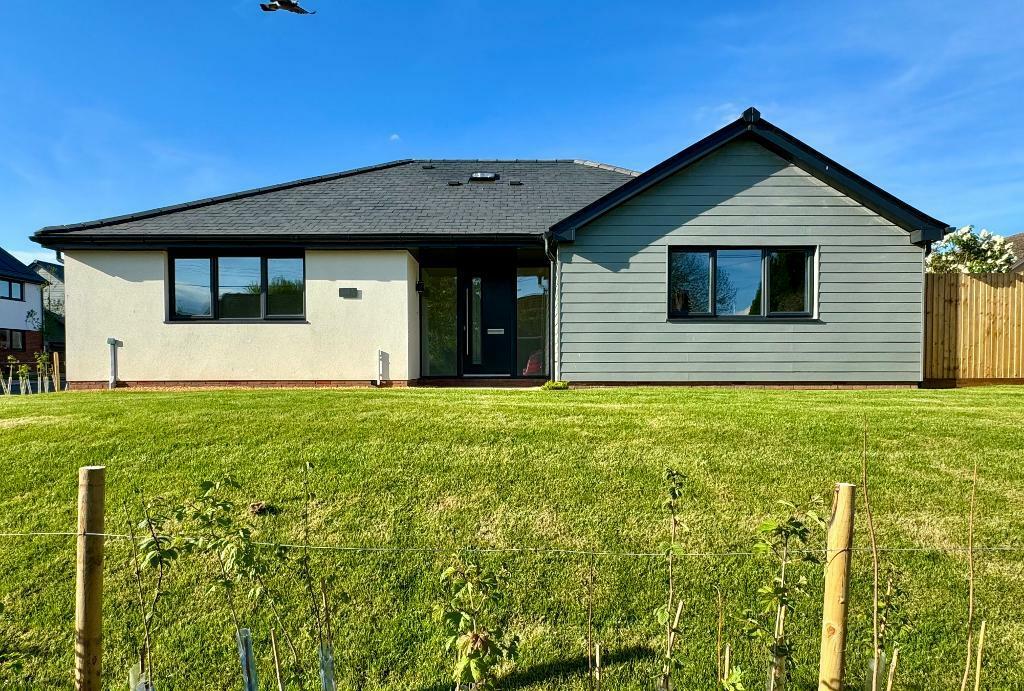 Plot 10