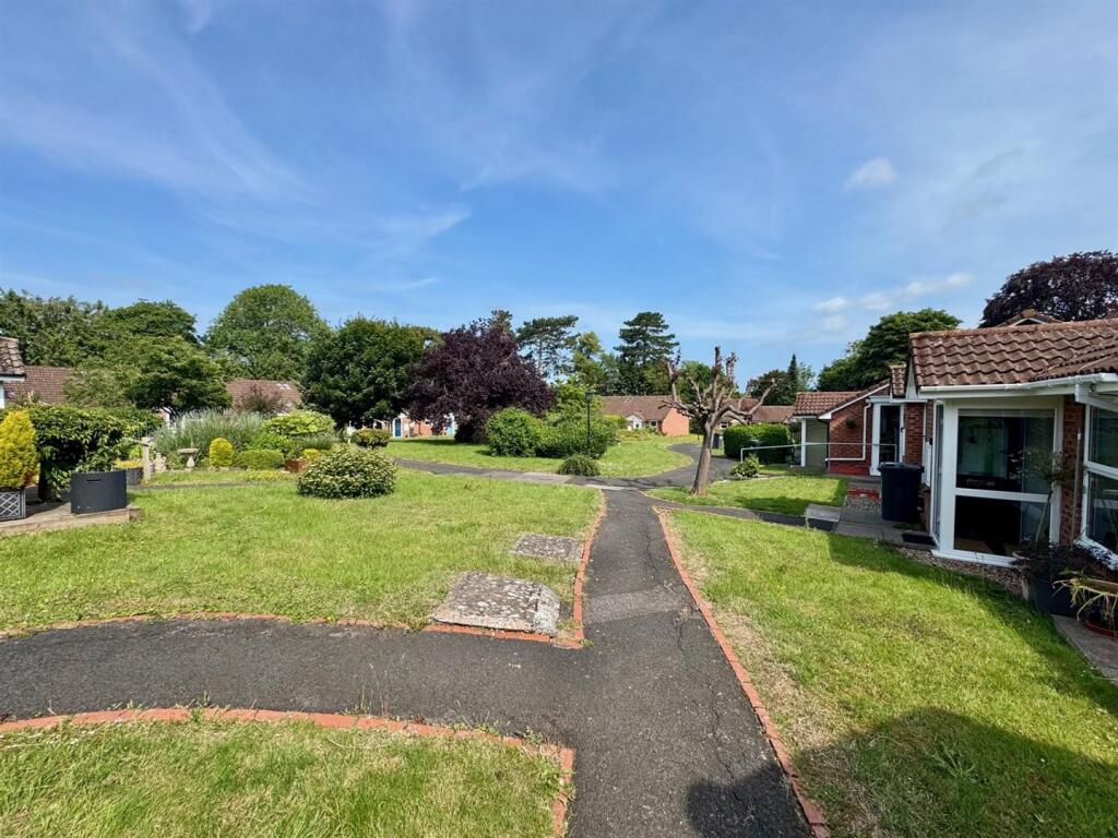 Gardens.jpg