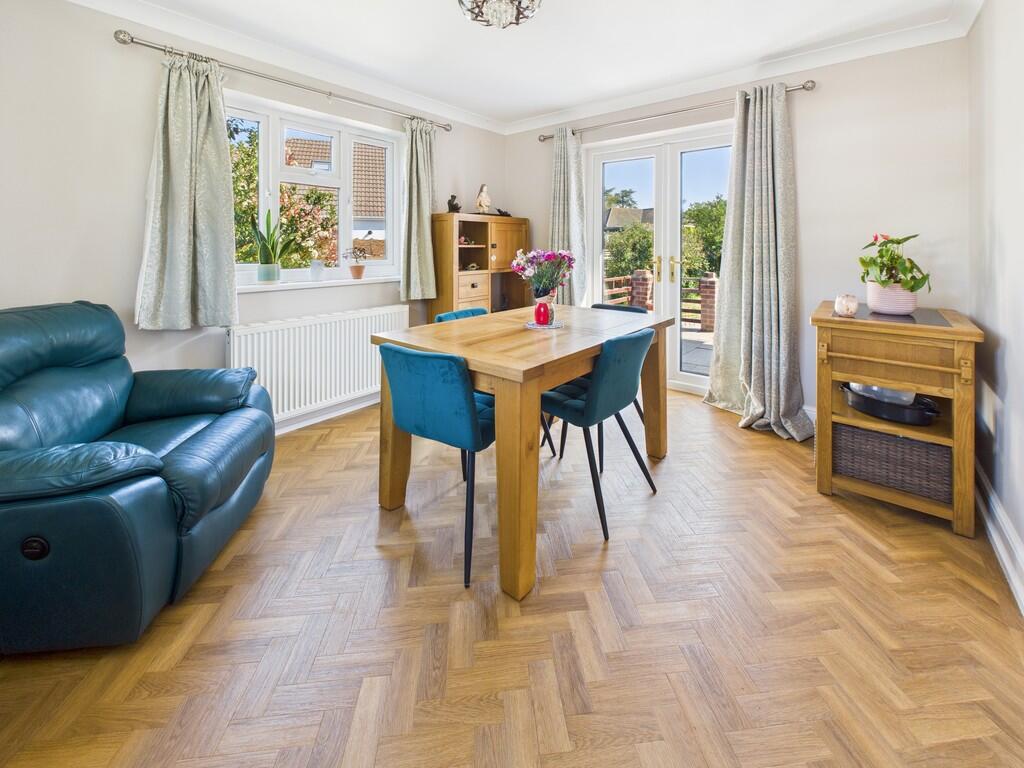 CAM05068G0-PR0016...