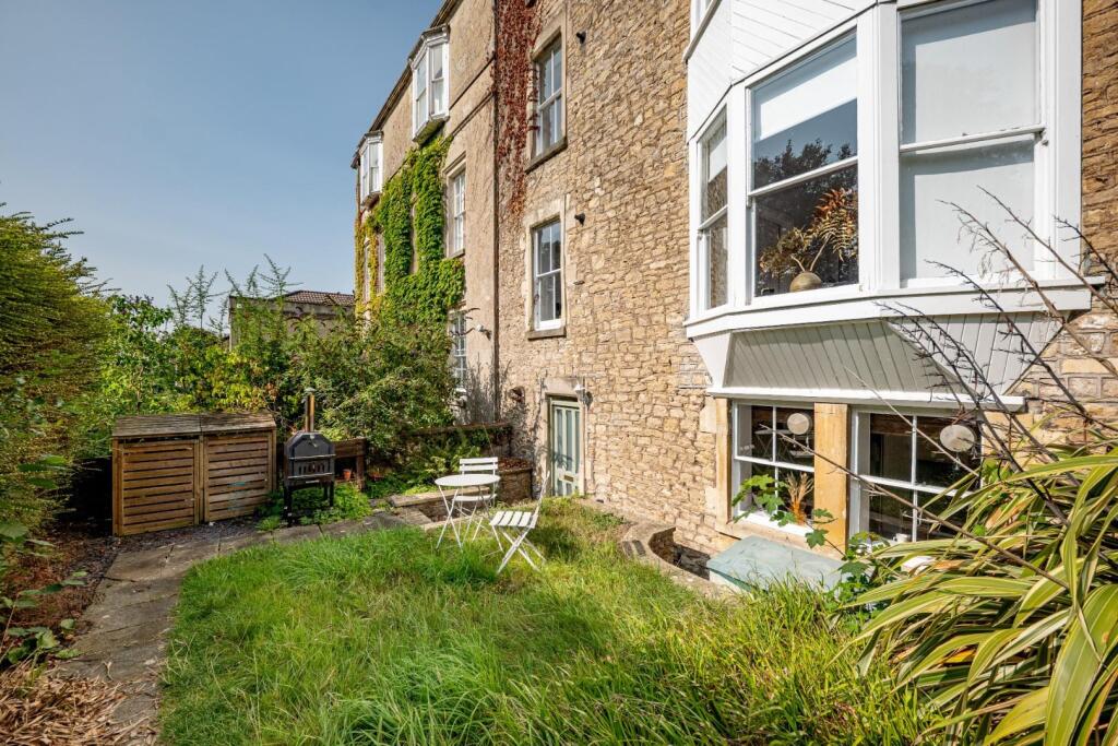 Private Front Garden.jpg