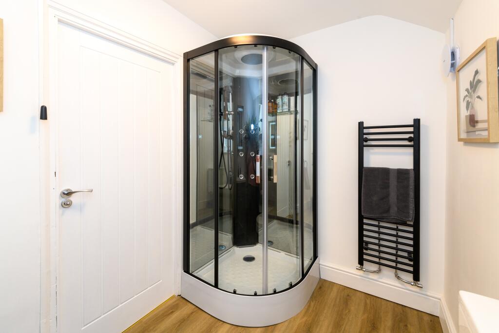 66962159d25992452066