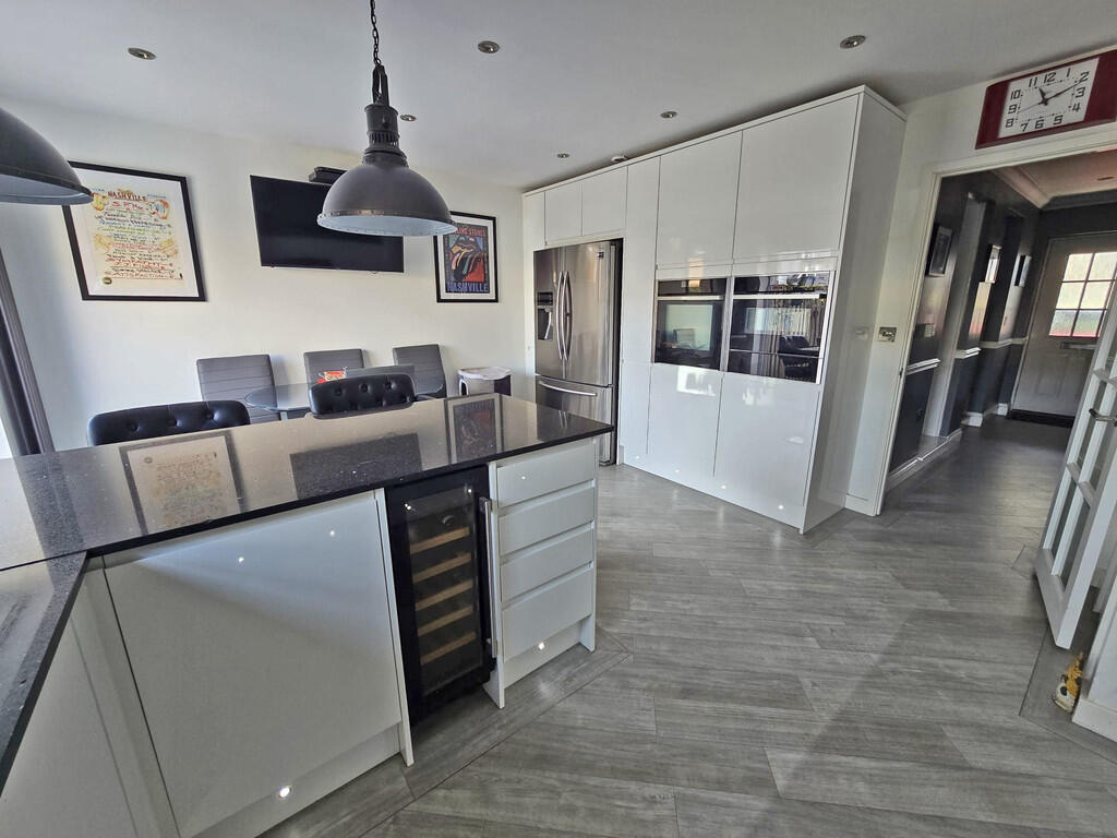 Kitchen - Diner (...