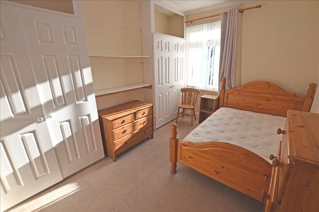 MIDDLE BEDROOM NO.
