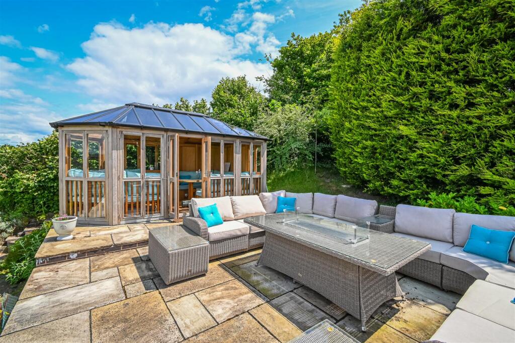 Sunnybank, 8 Hill End-25.jpg