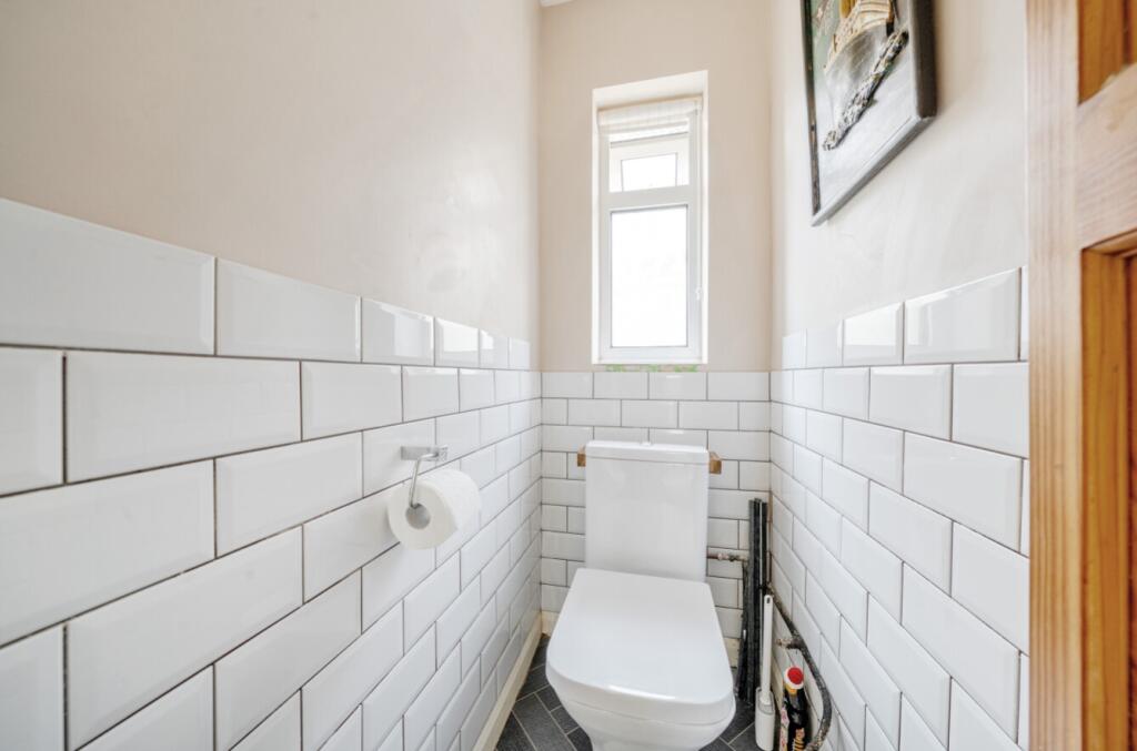 1310029-11-684acb2960606