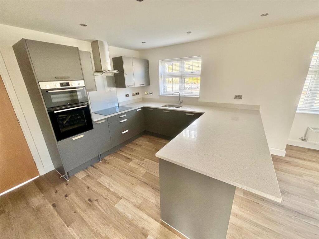 The Banbury kitchen.jpg