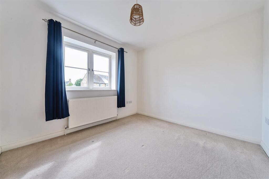 Gildene Cottage, 1 Canons Ashby Road, Moreton Pink