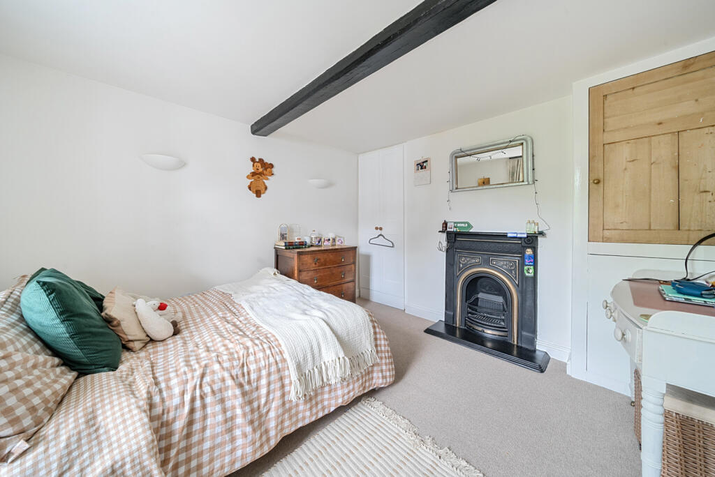 1300661-3-6839def...