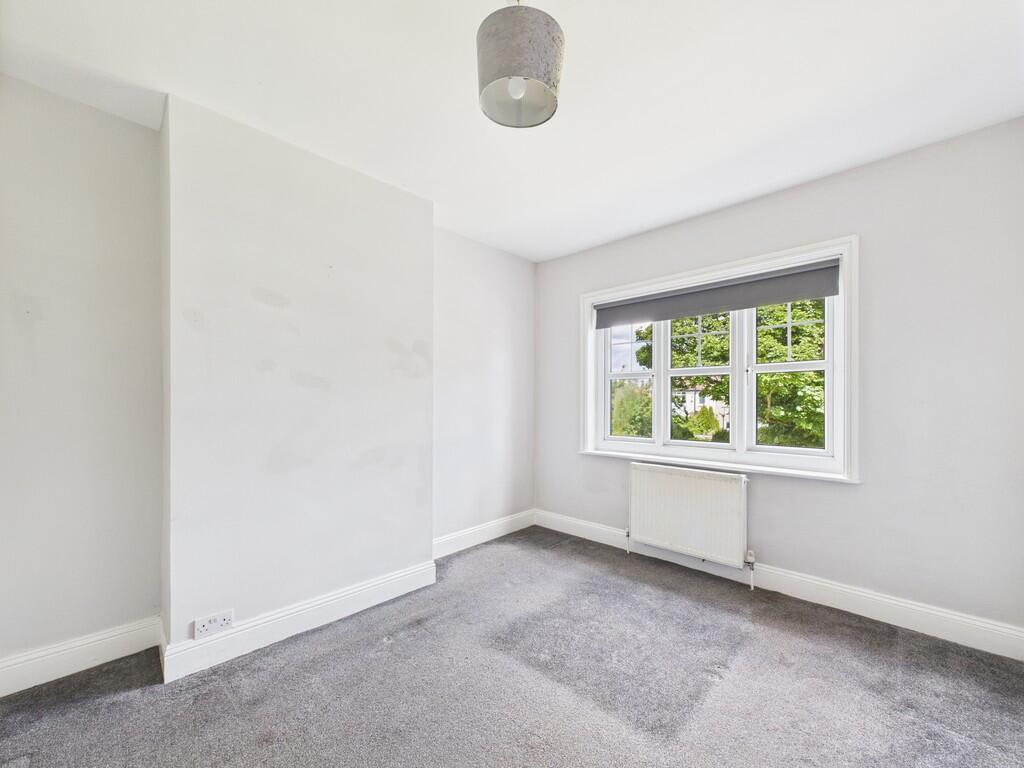 CAM01835G0-PR0242...