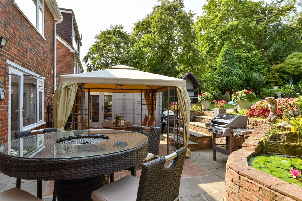 External Lifestyle Photograph