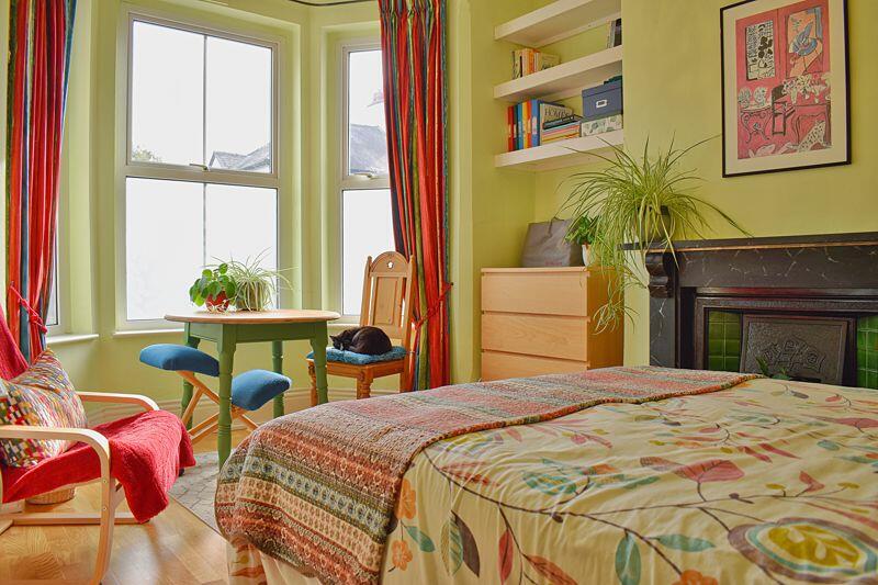 Lounge/Bed