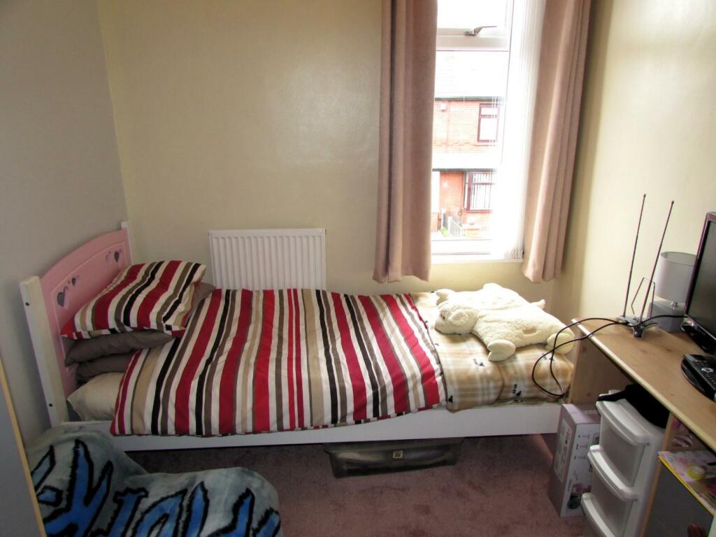 AsshetonRd2bed3.JPG