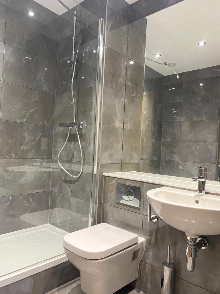 Ensuite Bathroom