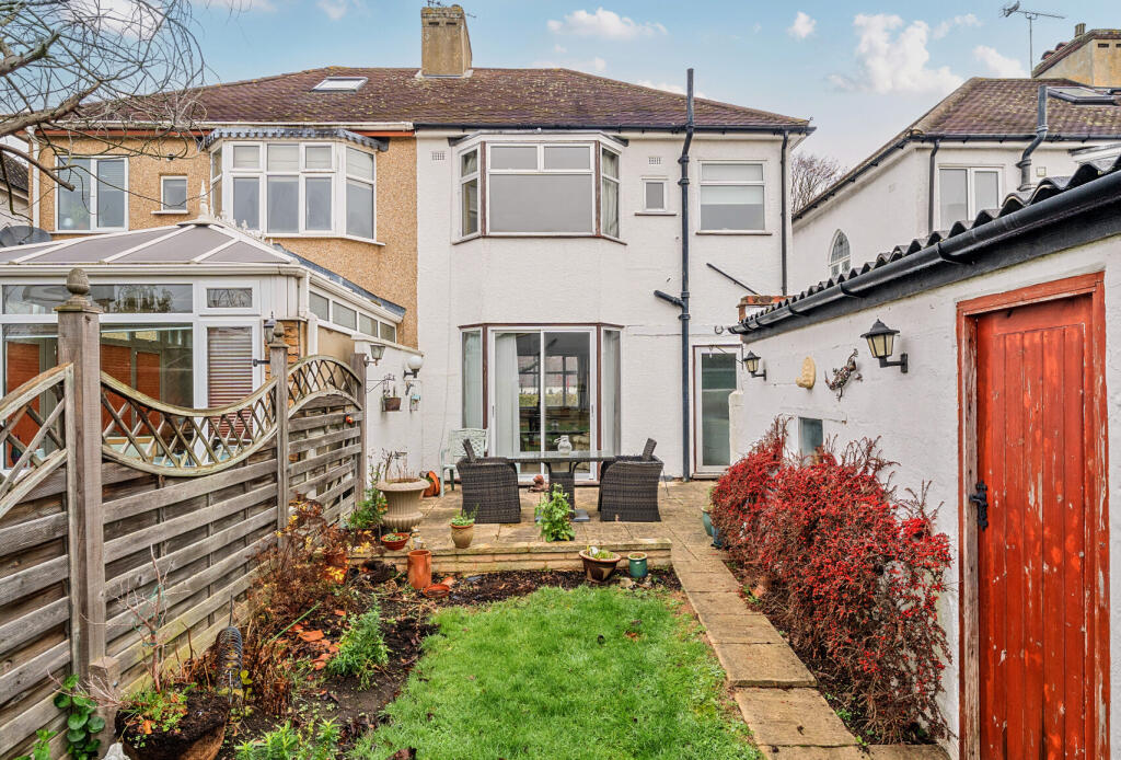 1389324-4-69428d5...