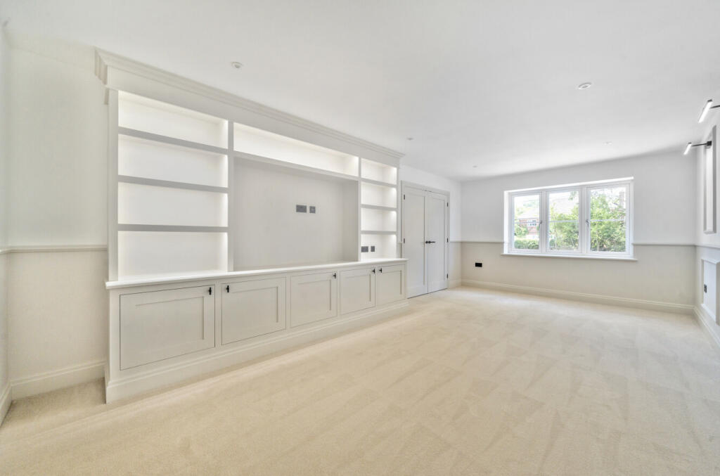 1320956-19-686ea0...