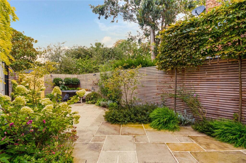 Private Garden