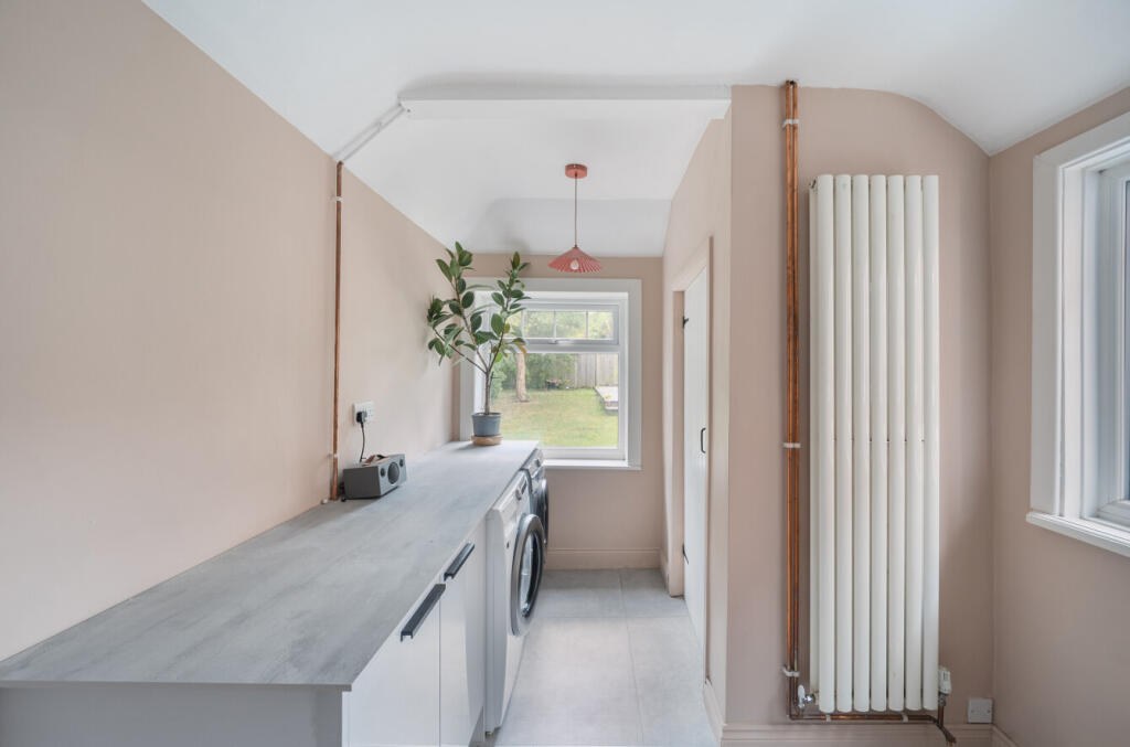 1302511-21-68431a...