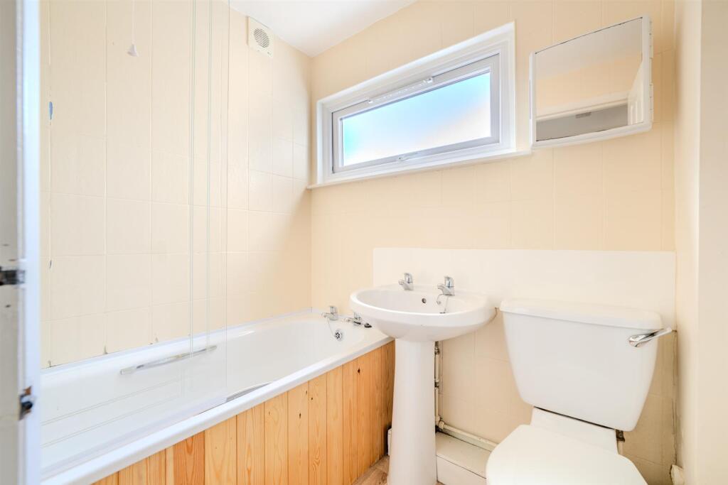 3 Mount Road_Tweedmouth-10.jpg