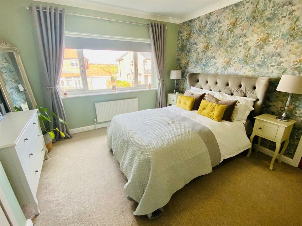 crossley lane 44 bed 1 -1.jpg