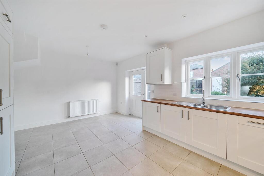 Kitchen/Dining Room