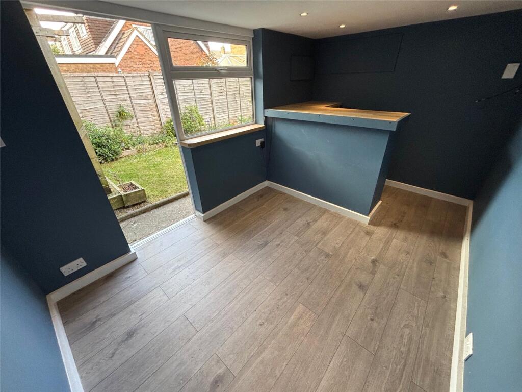 Bar / Garden Room