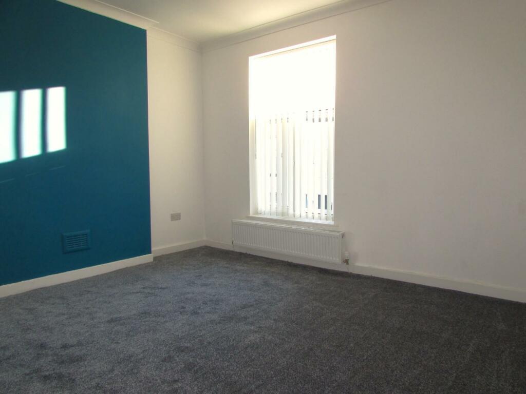 DovedaleSt14B1.JPG