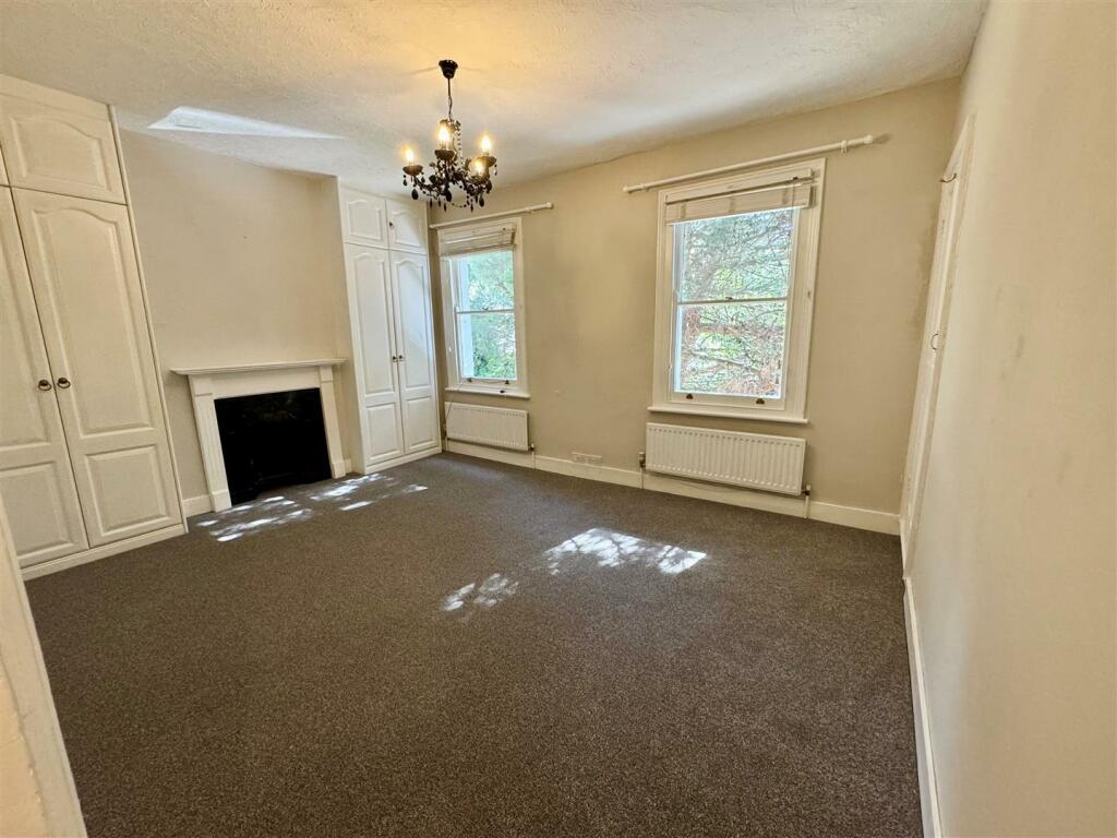 Bedroom.jpg