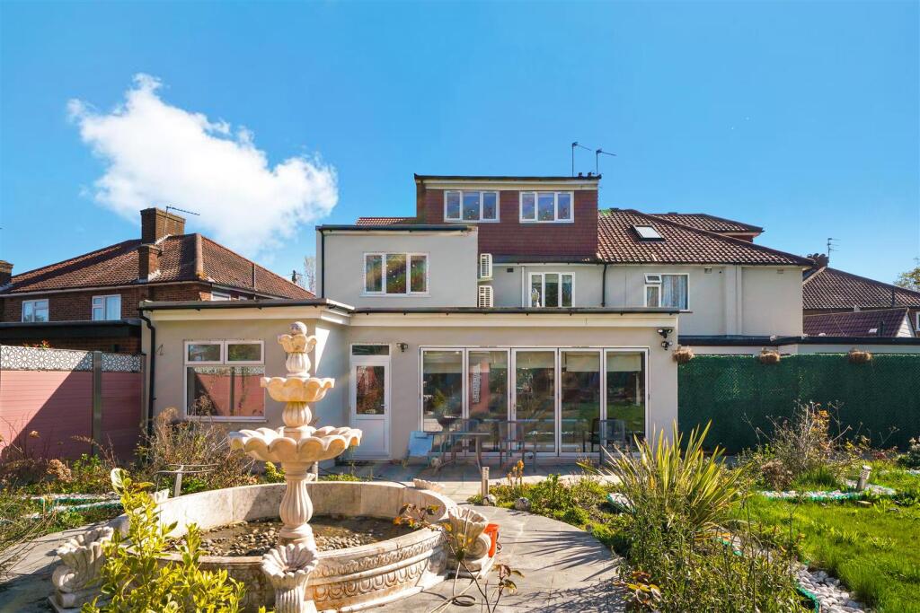 63 Ashness Gardens - sVtx4g03Ui9kq8N9FncC.jpg