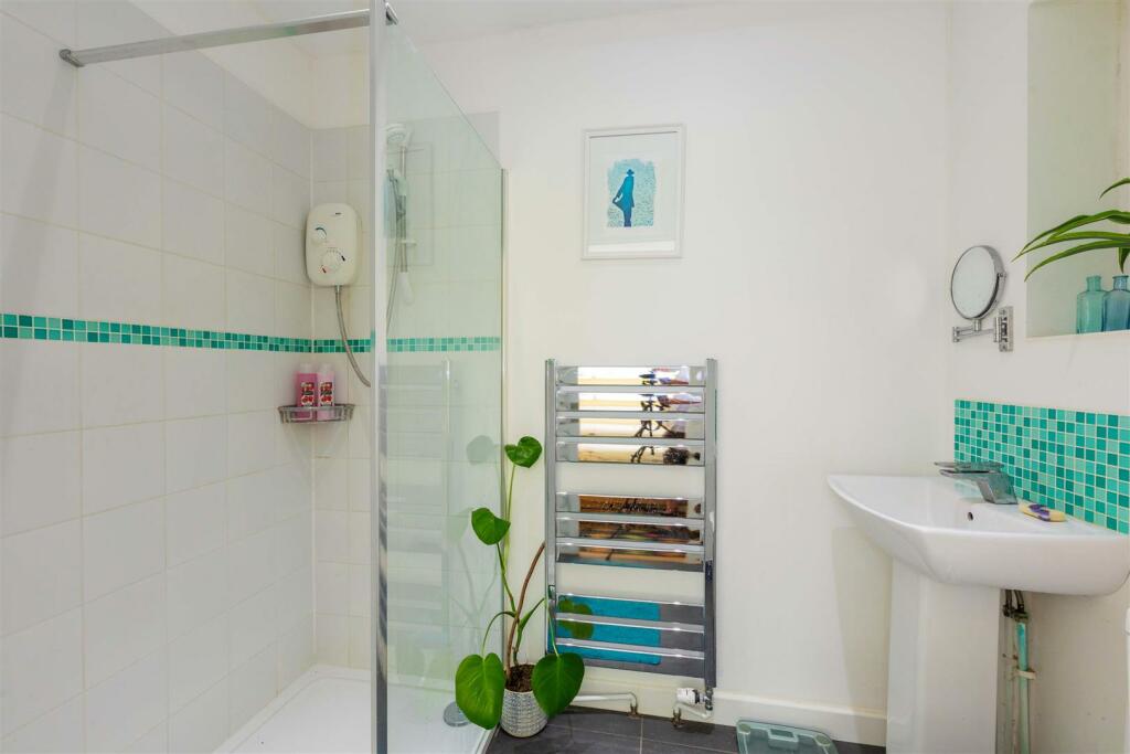 68 Valley Road-10.jpg