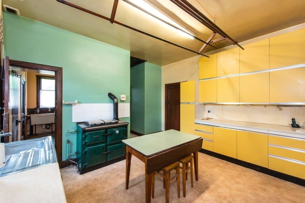Kitchen/Breakfast 2