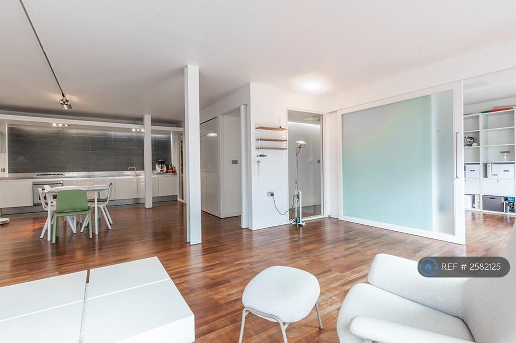 Open-Plan Lounge/Diner/Kitchen