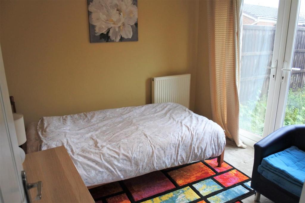 Guest Bedroom.JPG