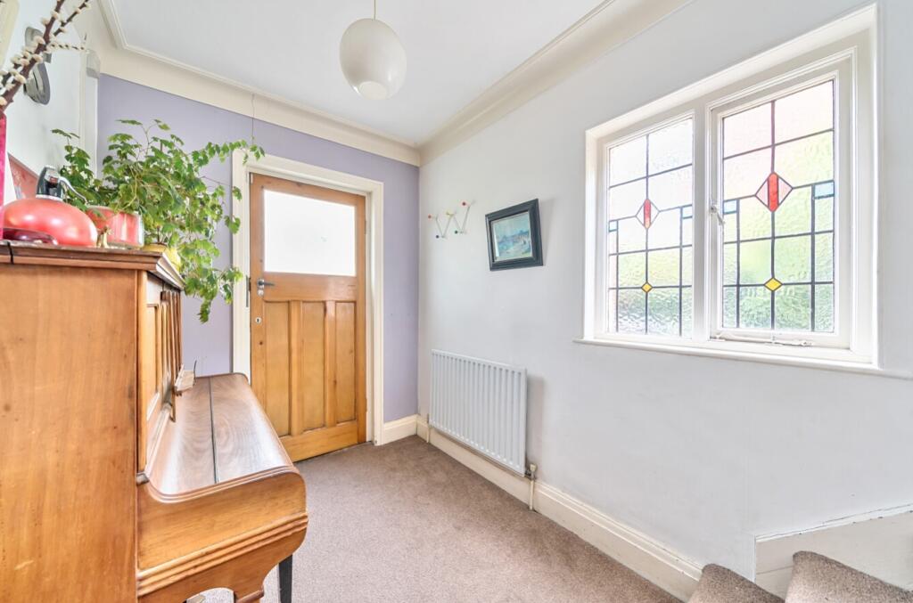 1314197-10-685950bf44e93