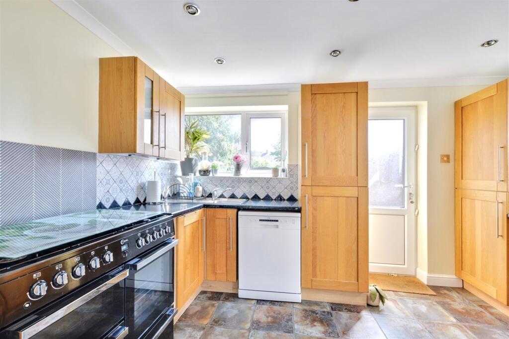 Kitchen And Utility Room_1.jpeg