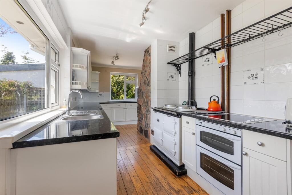 A23 - Jubilante, Totnes - 250501.jpg