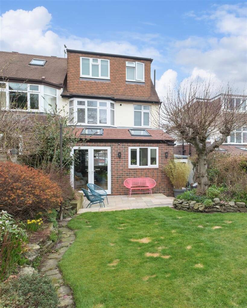 P untitled (7 of 26).jpg