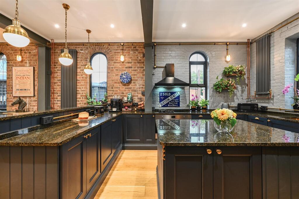 Birkdale hall tn39 (2).jpg