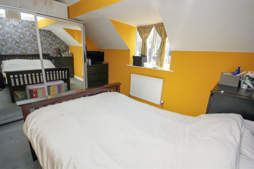 Master Bedroom.jpg