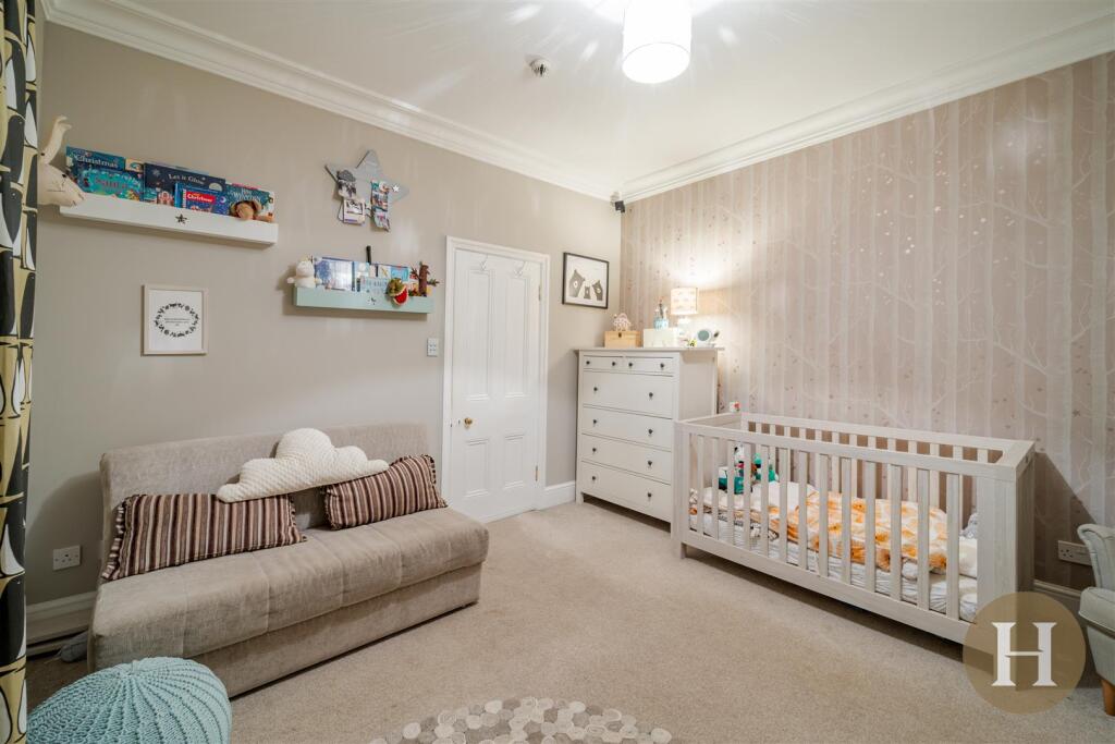 Hadleigh Estate Agents-12.jpg