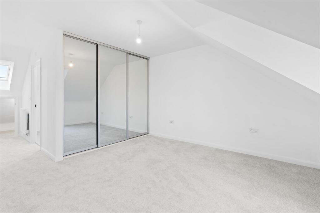 the shire t1 (2).jpg