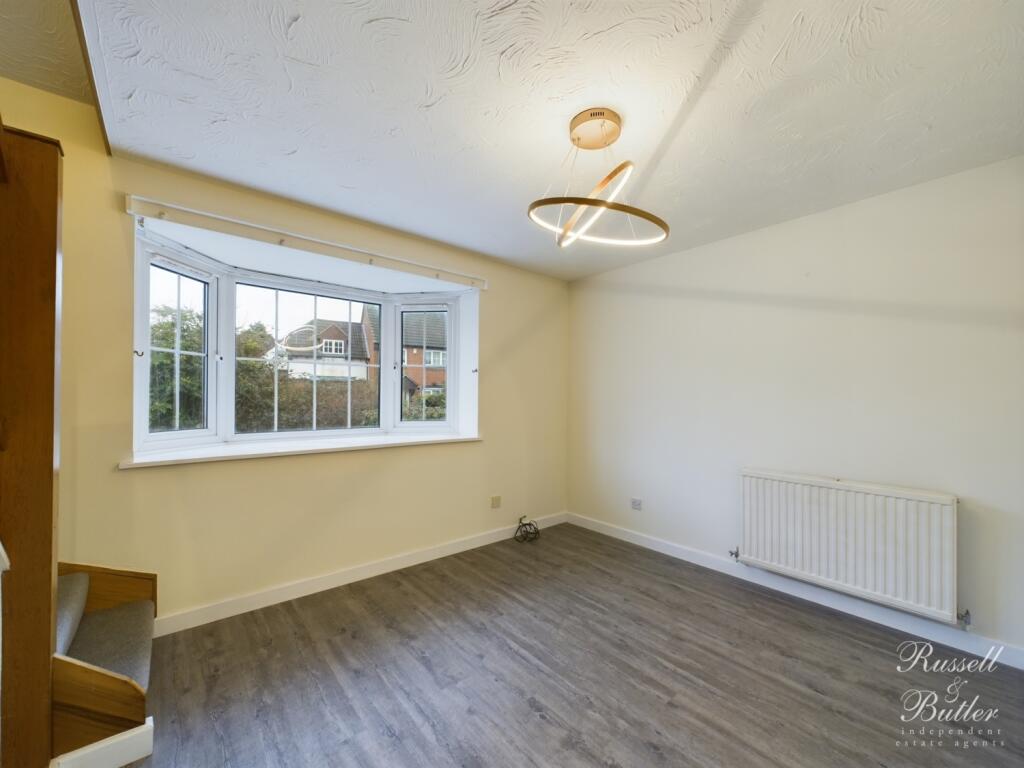 CAM01995G0-PR0234-STILL008