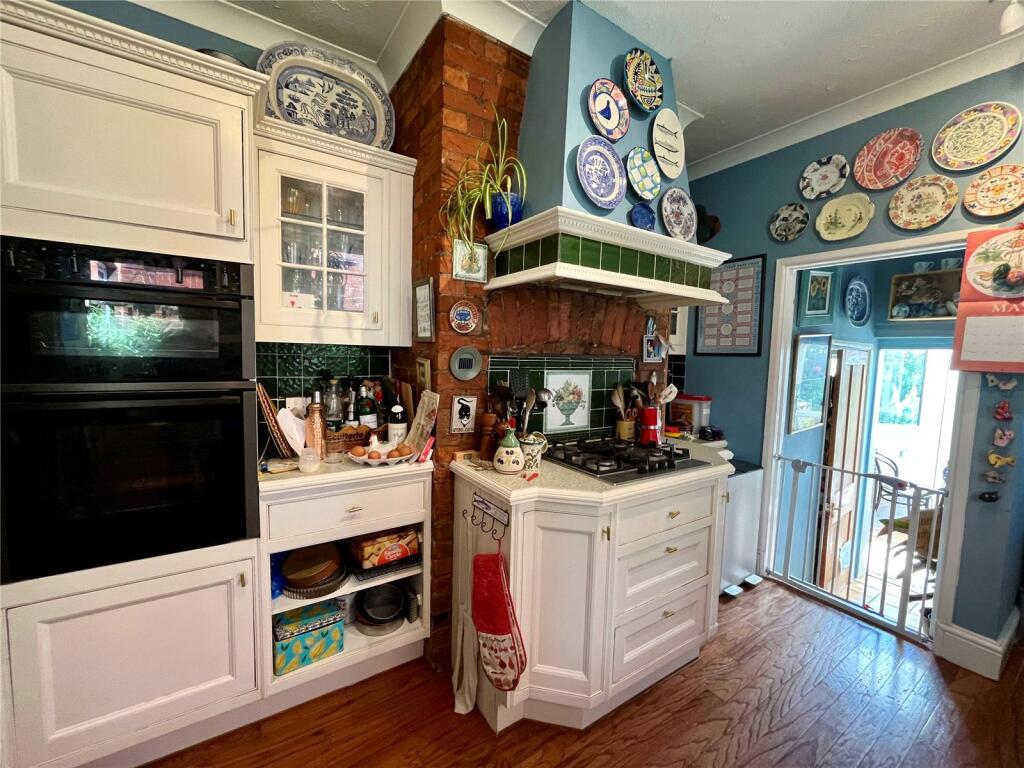 Kitchen- Conserv