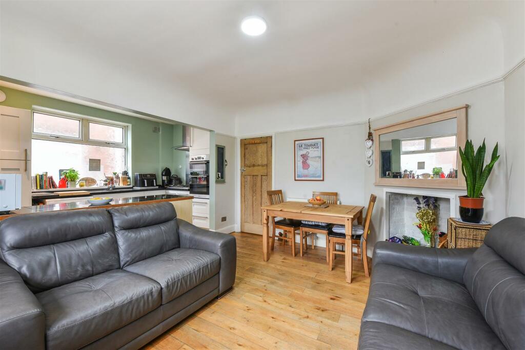 Dining Room to Kitchen.jpg