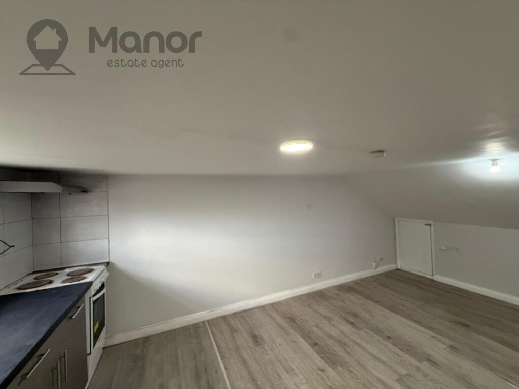 WhatsApp Image 2025-09-15 at 19.34.09 (1).jpeg