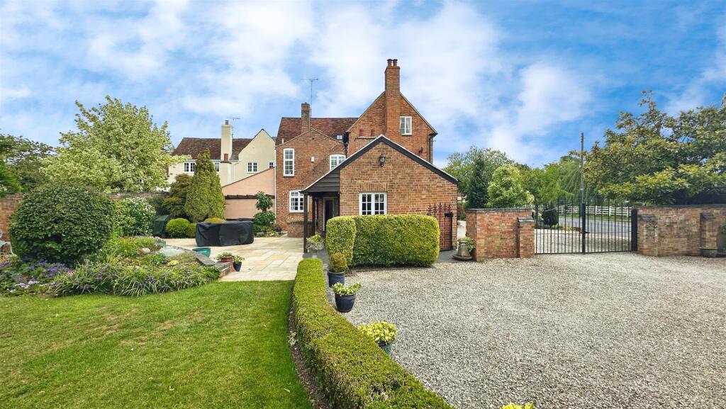 5f9c0aed--4D7F-8B04-B8EBBF5F5348-66306-0000156E5B5