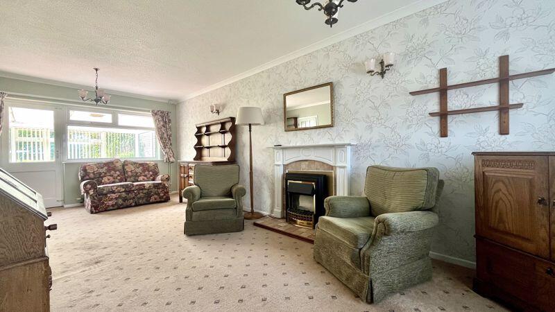 Sitting/Dining Room
